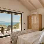Dom wakacyjny Hilaritas Sea View In Kefalonia With Private Pool And Jacuzzi