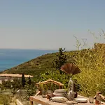Dom wakacyjny Hilaritas Sea View In Kefalonia With Private Pool And Jacuzzi *