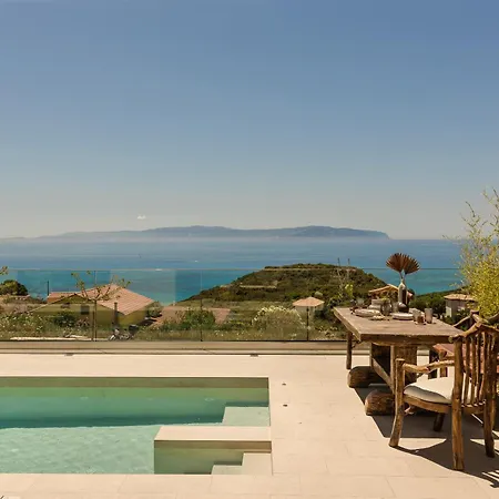 Hilaritas Luxury Suites Sea View, Private Pool & Jacuzzi Paradise Vakantiehuis