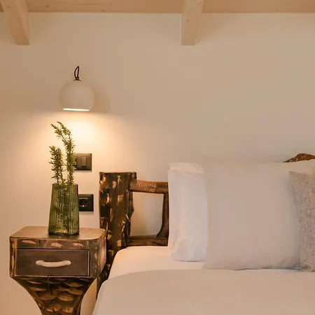 Hilaritas Luxury Suites Sea View, Private Pool & Jacuzzi Paradise Vakantiehuis Ratzaklíon