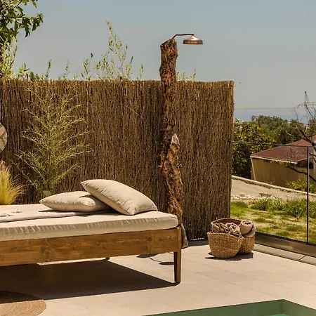 Vakantiehuis Hilaritas Luxury Suites Sea View, Private Pool & Jacuzzi Paradise Ratzaklíon