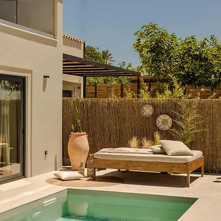 Hilaritas Luxury Suites Sea View, Private Pool & Jacuzzi Paradise Vakantiehuis