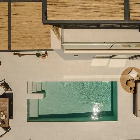 Hilaritas Luxury Suites Sea View, Private Pool & Jacuzzi Paradise