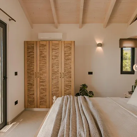 Vakantiehuis Hilaritas Luxury Suites Sea View, Private Pool & Jacuzzi Paradise Ratzaklíon