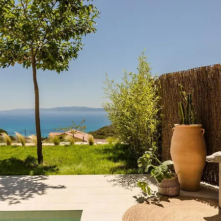 Hilaritas Luxury Suites Sea View, Private Pool & Jacuzzi Paradise * Ratzaklíon